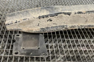 Renfort pare choc arriere (traverse) VOLKSWAGEN POLO 5 Photo n°1