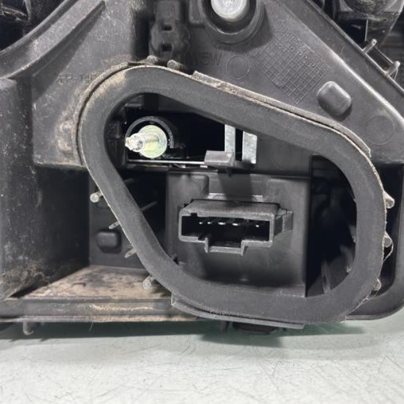 Feu arriere principal droit (feux) CITROEN C4 CACTUS Photo n°5