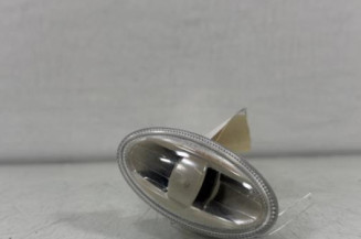 Repetiteur clignotant avant droit  (Feux) CITROEN C4 CACTUS Photo n°1