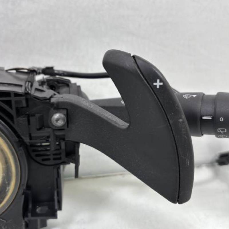 Com (Bloc Contacteur Tournant+Commodo Essuie Glace+Commodo Phare) CITROEN C4 CACTUS Photo n°2