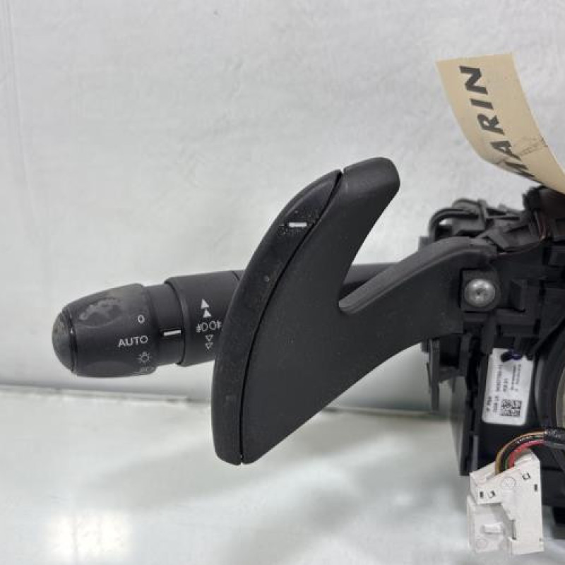 Com (Bloc Contacteur Tournant+Commodo Essuie Glace+Commodo Phare) CITROEN C4 CACTUS Photo n°3