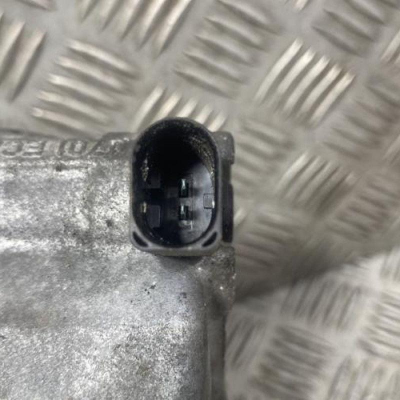 Compresseur clim AUDI A3 2 Photo n°3