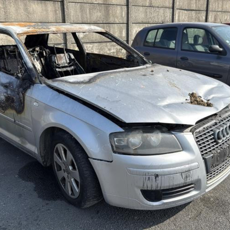 Compresseur clim AUDI A3 2 Photo n°5