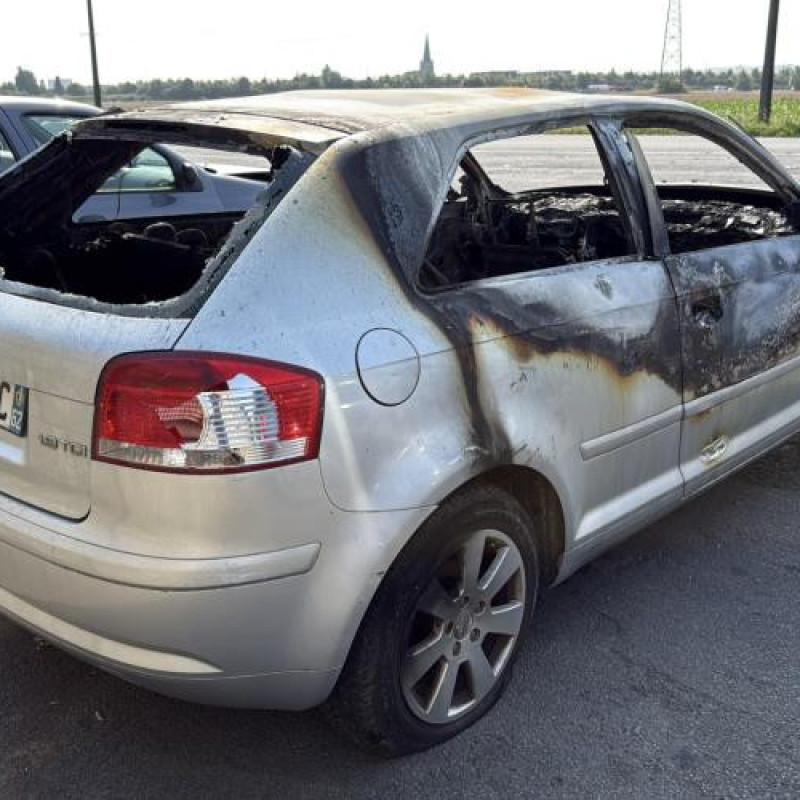 Compresseur clim AUDI A3 2 Photo n°6