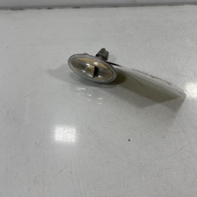 Repetiteur clignotant avant droit  (Feux) CITROEN C3 1 Photo n°1