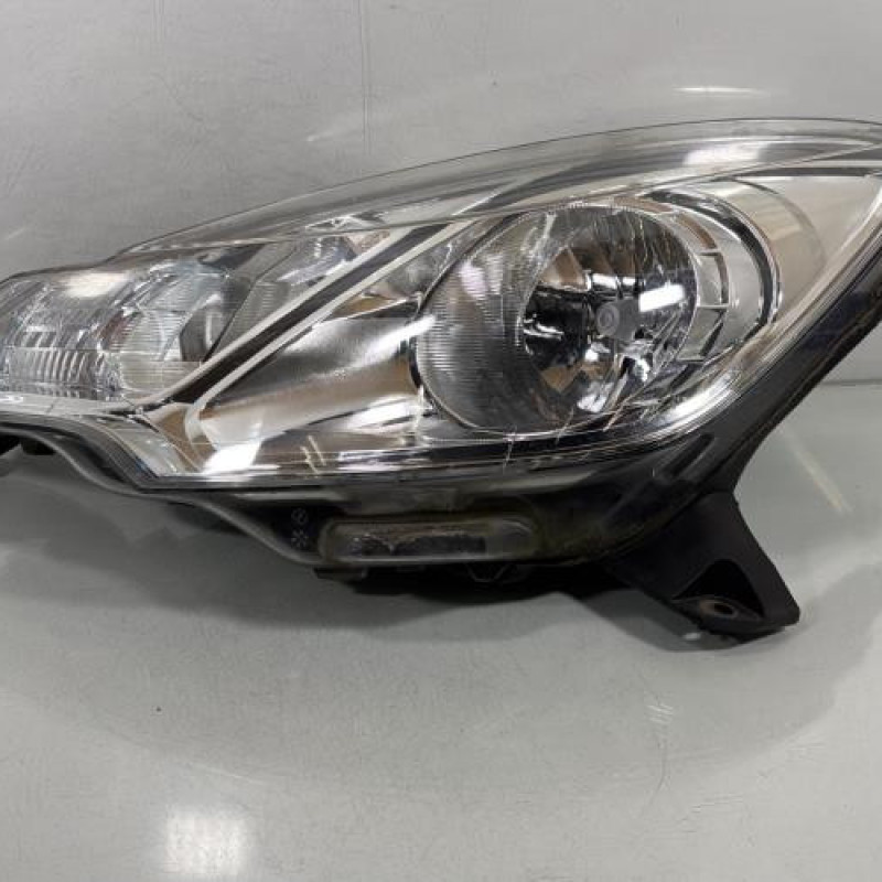 Optique avant principal gauche (feux)(phare) CITROEN C3 2 Photo n°1