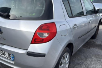 Porte avant droit RENAULT CLIO 3