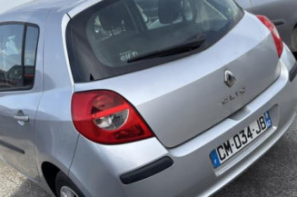Porte avant droit RENAULT CLIO 3
