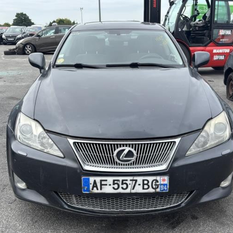 Capot LEXUS IS 2 Photo n°19