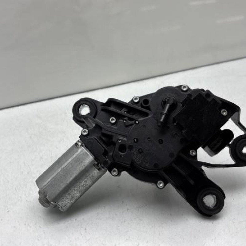 Moteur essuie glace arriere VOLKSWAGEN GOLF 5 Photo n°3