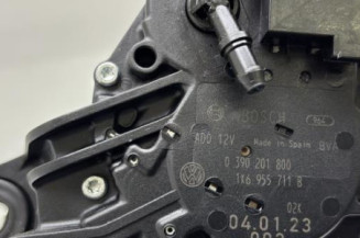 Moteur essuie glace arriere VOLKSWAGEN GOLF 5
