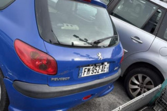 Arret de porte avant droit PEUGEOT 206