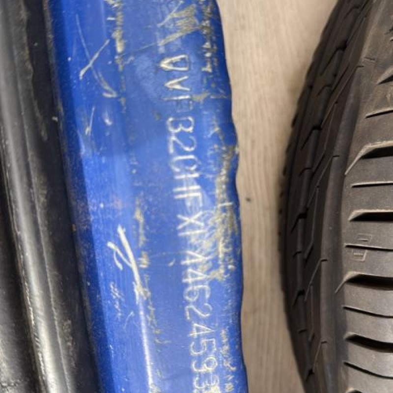 Arret de porte avant droit PEUGEOT 206 Photo n°14