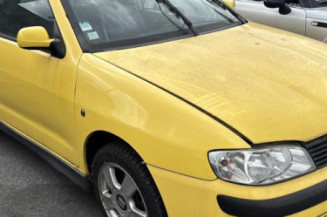 Optique avant principal gauche (feux)(phare) SEAT IBIZA 2