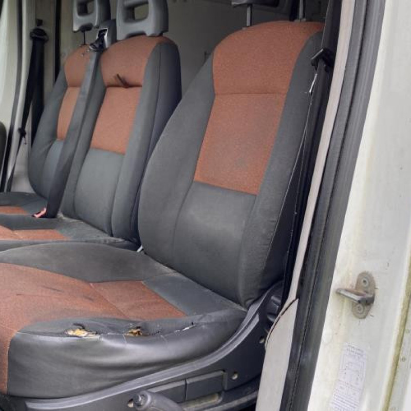 Poignee interieur porte laterale droite FIAT DUCATO 3 Photo n°14