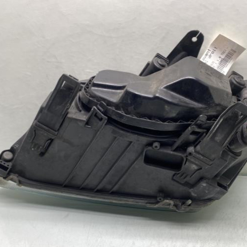 Optique avant principal droit (feux)(phare) FORD FOCUS 2 Photo n°4