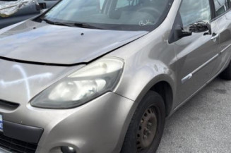 Moteur essuie glace avant RENAULT CLIO 3