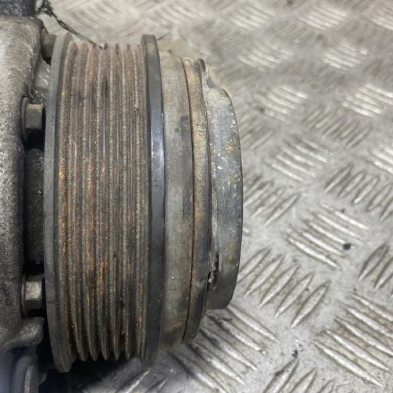 Compresseur clim FORD C-MAX 2 Photo n°2