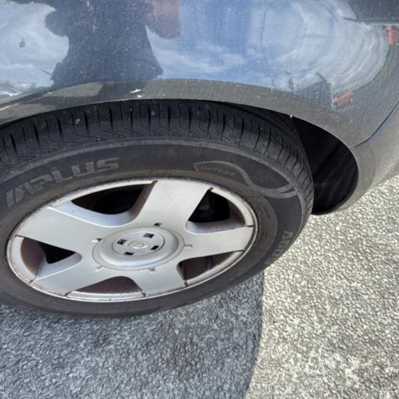 Fermeture de capot VOLKSWAGEN GOLF 4 Photo n°13