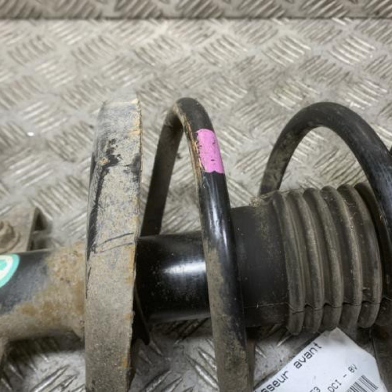 Amortisseur avant droit RENAULT CLIO 3 Photo n°5