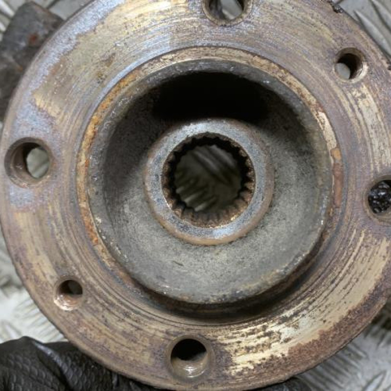 Pivot de moyeu avant gauche RENAULT CLIO 3 Photo n°4