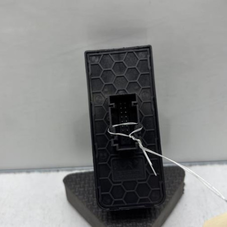 Interrupteur de leve vitre avant gauche CITROEN C3 3