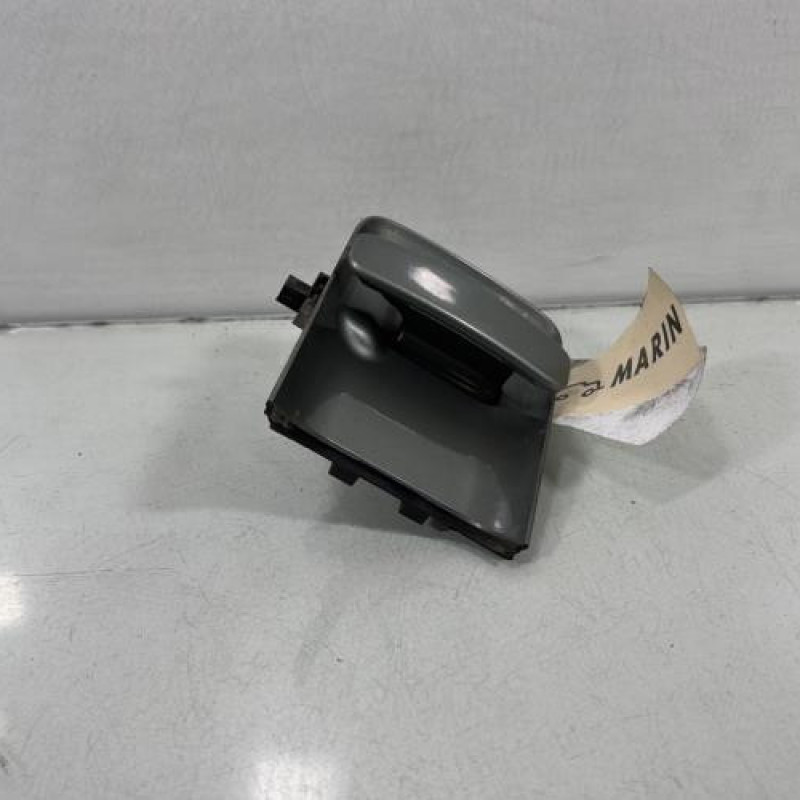 Poignee porte laterale droit PEUGEOT PARTNER 1 Photo n°1