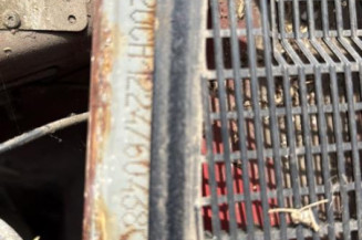 Arret de porte avant droit PEUGEOT 205