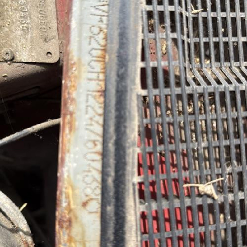 Arret de porte avant droit PEUGEOT 205 Photo n°20