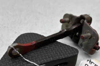 Arret de porte avant gauche PEUGEOT 205