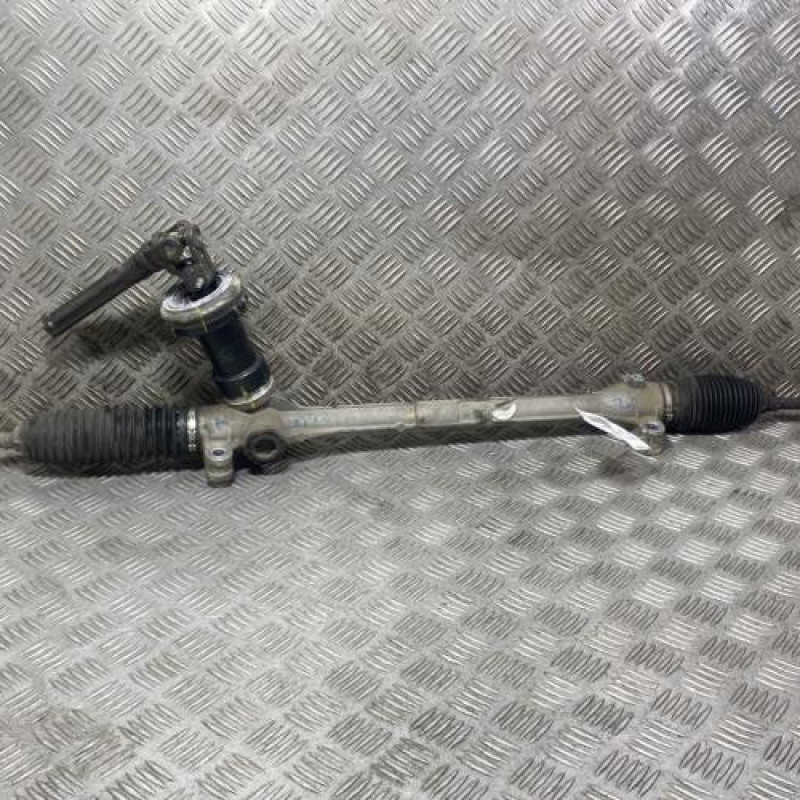 Cremaillere assistee HYUNDAI I 20 2 Photo n°1