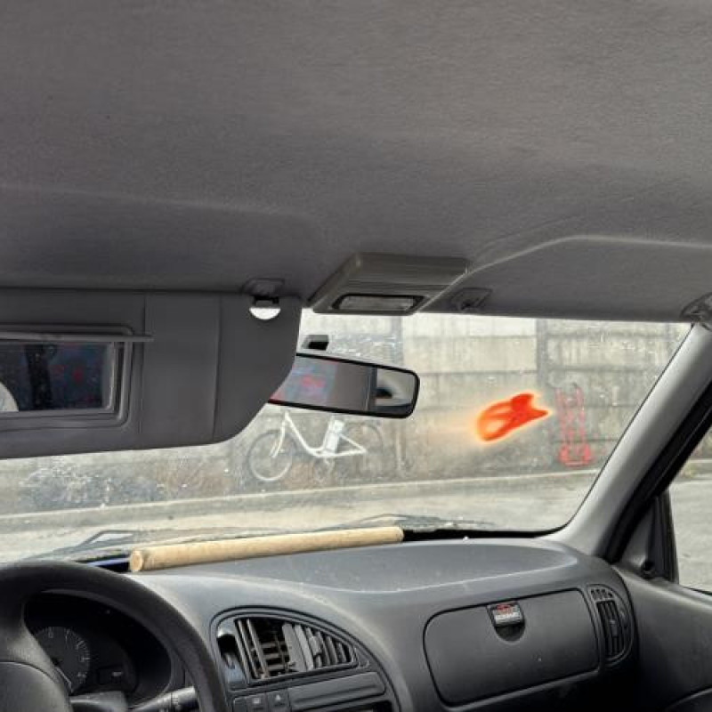 Porte arriere gauche CITROEN SAXO Photo n°19