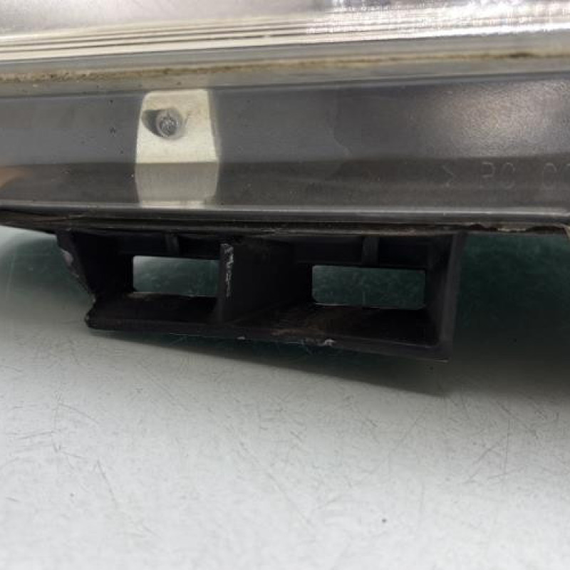 Optique avant principal gauche (feux)(phare) OPEL CORSA D Photo n°4