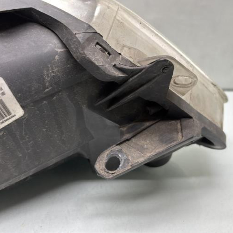 Optique avant principal gauche (feux)(phare) OPEL CORSA D Photo n°6