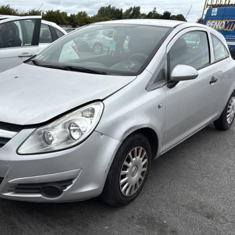 Optique avant principal gauche (feux)(phare) OPEL CORSA D Photo n°8