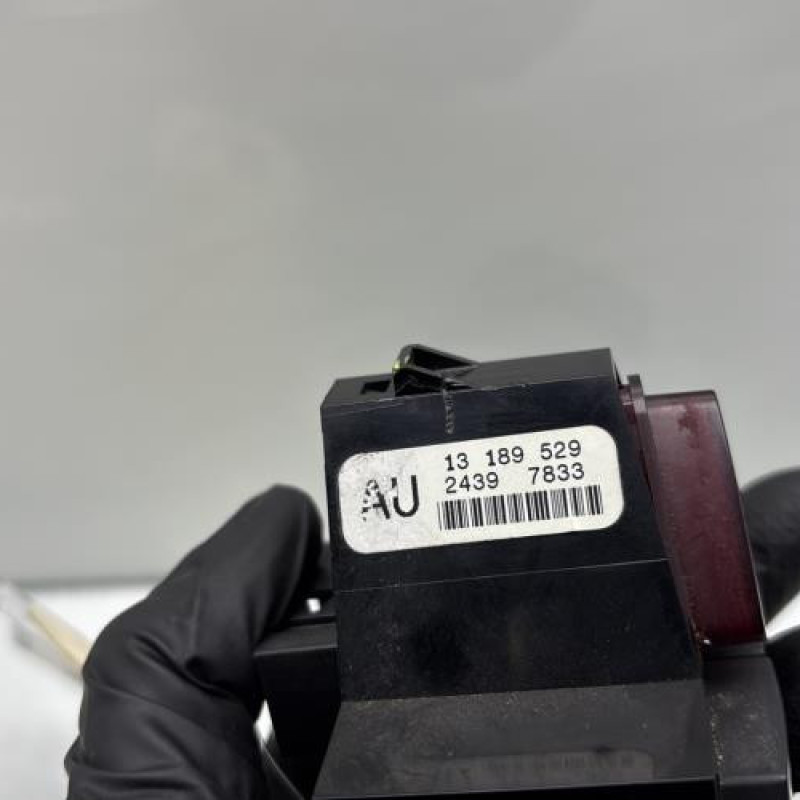 Bouton de warning OPEL CORSA D Photo n°3