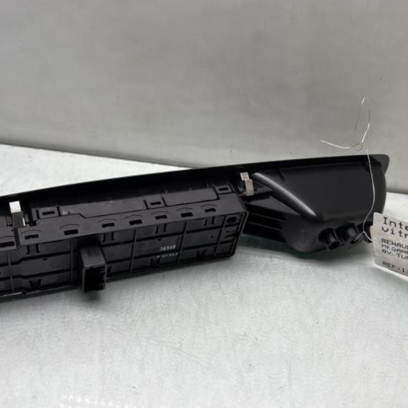 Interrupteur de leve vitre avant gauche RENAULT MEGANE 3 Photo n°2