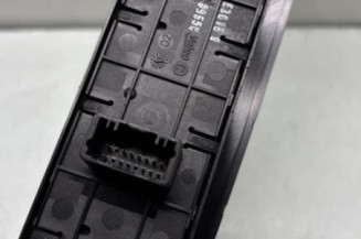 Interrupteur de leve vitre avant gauche RENAULT MEGANE 3