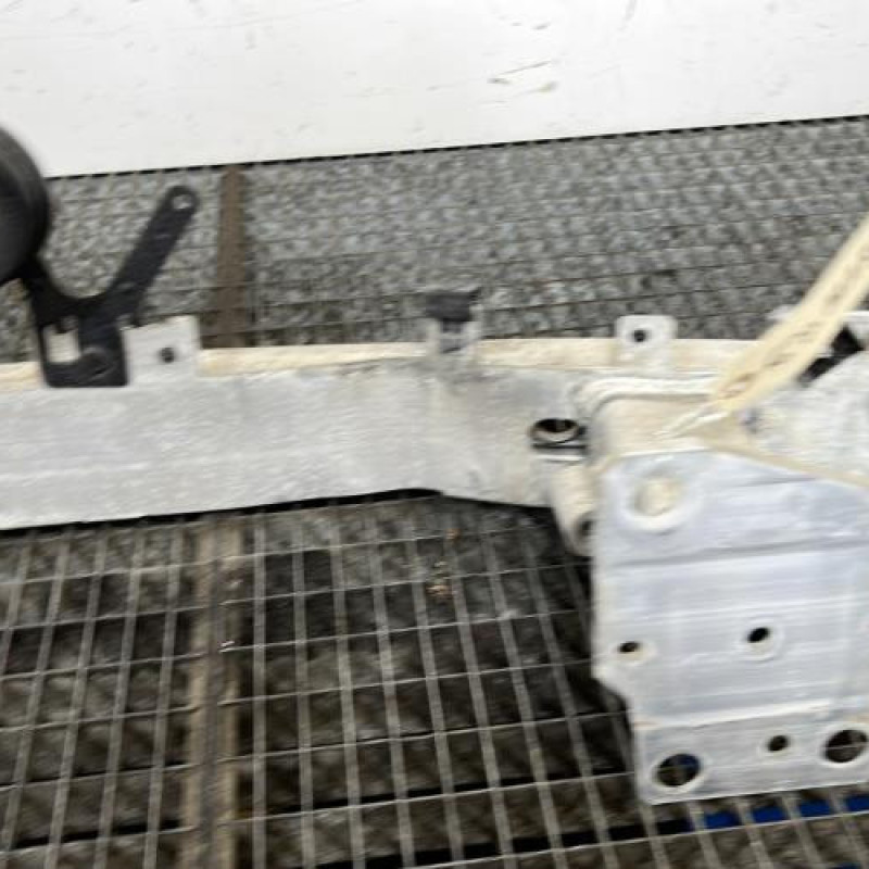 Renfort pare choc avant (traverse) RENAULT MEGANE 3 Photo n°6