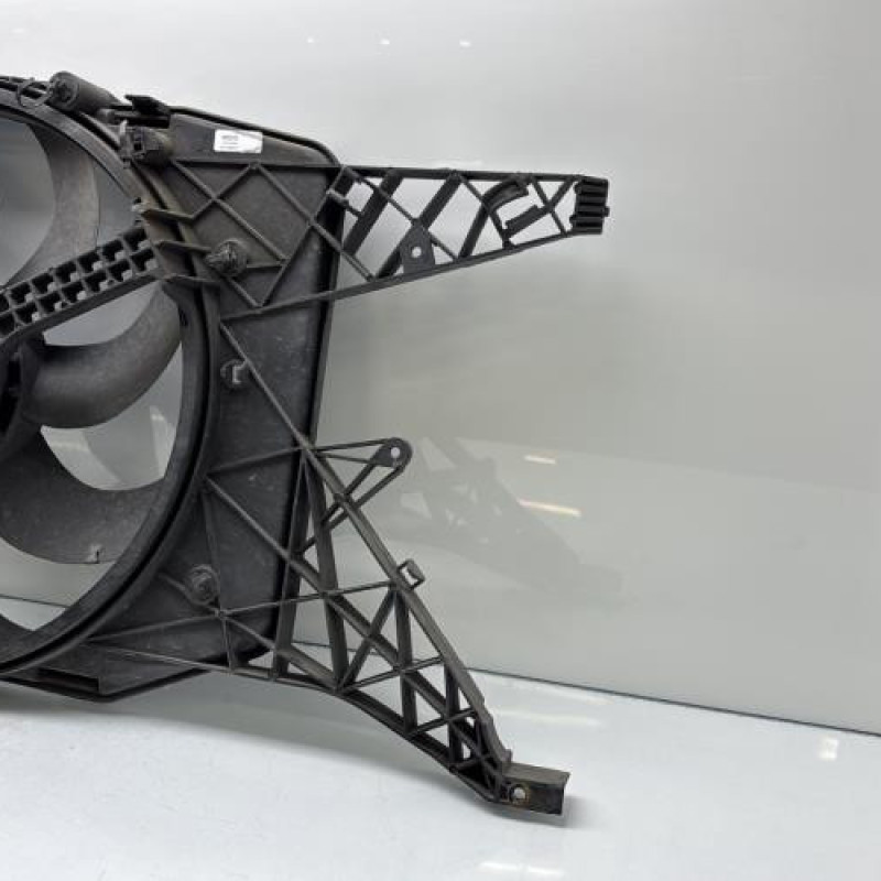 Moto ventilateur radiateur OPEL CORSA D Photo n°6