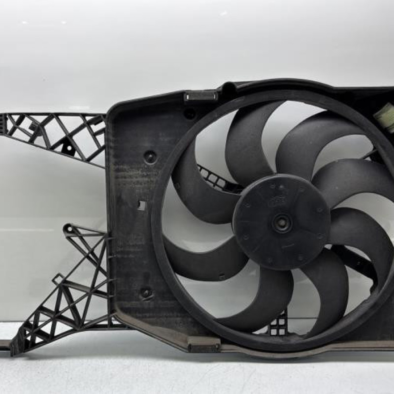 Moto ventilateur radiateur OPEL CORSA D Photo n°7
