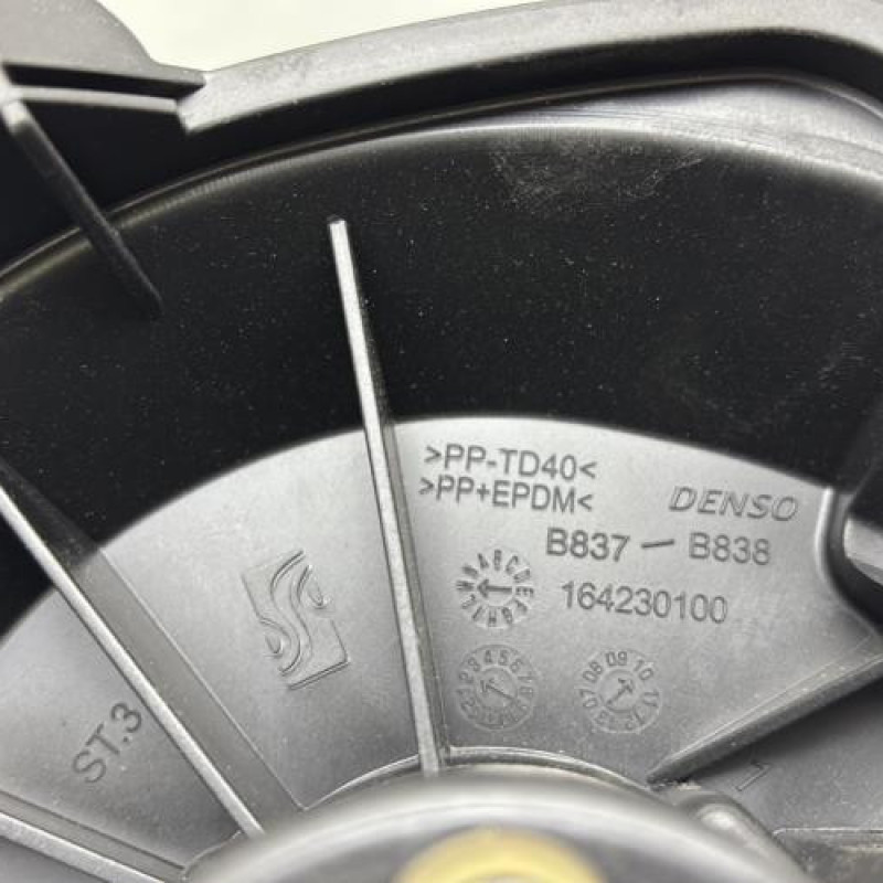 Pulseur d'air OPEL CORSA D Photo n°4