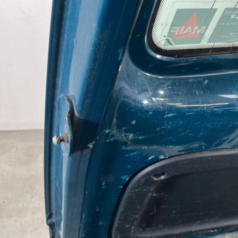 Malle/Hayon arriere RENAULT KANGOO 1 Photo n°10