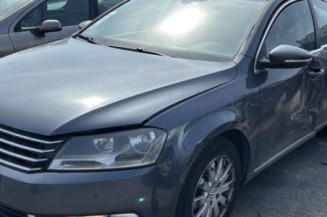 Feu arriere secondaire gauche (feux) VOLKSWAGEN PASSAT 6