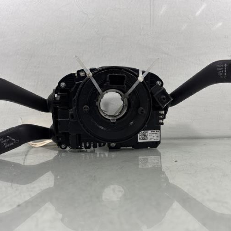 Com (Bloc Contacteur Tournant+Commodo Essuie Glace+Commodo Phare) VOLKSWAGEN PASSAT 6 Photo n°1