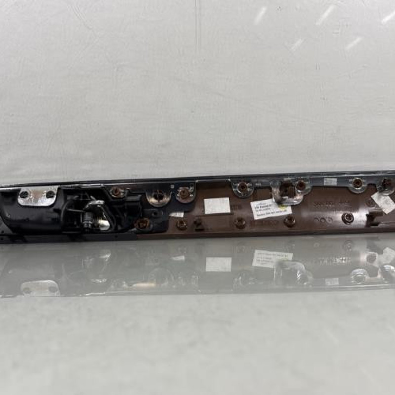 Poignee interieur arriere gauche VOLKSWAGEN PASSAT 6 Photo n°3