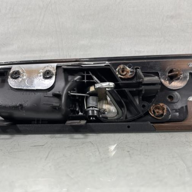 Poignee interieur arriere gauche VOLKSWAGEN PASSAT 6 Photo n°4