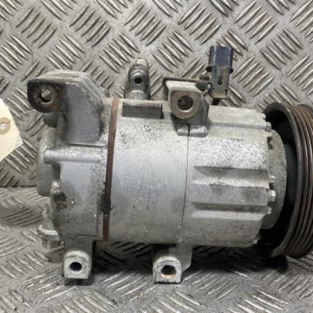 Compresseur clim HYUNDAI I 20 2 Photo n°1