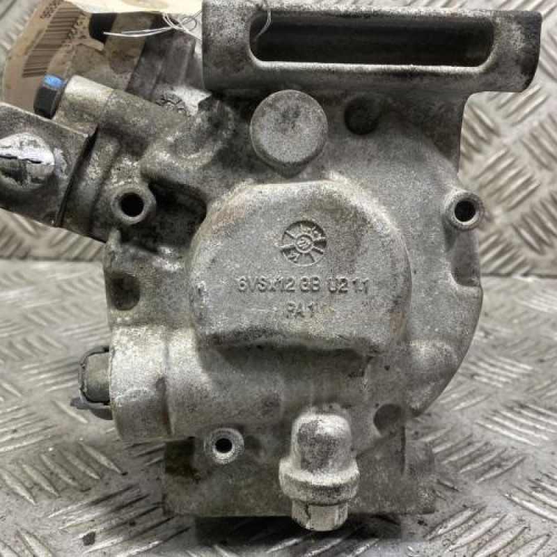 Compresseur clim HYUNDAI I 20 2 Photo n°5