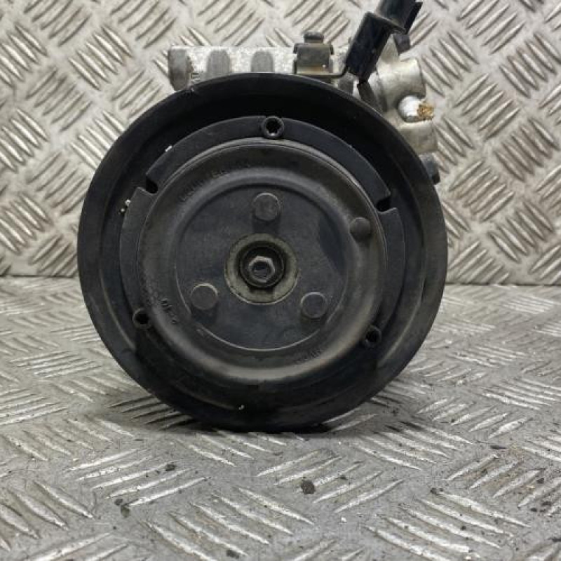 Compresseur clim HYUNDAI I 20 2 Photo n°6